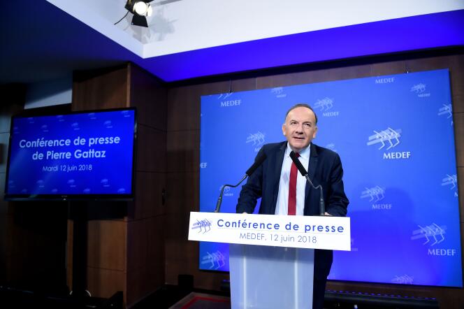 Pierre Gattaz tient sa dernière conférence de presse en tant que dirigeant du Mouvement des entreprises de France, à Paris le 12 juin.
