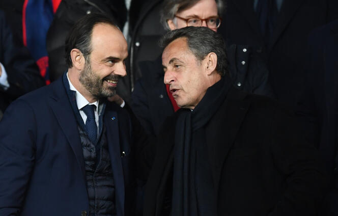 Edouard Philippe et Nicolas Sarkozy, le 6 mars, lors d’un match PSG-Real Madrid, à Paris.