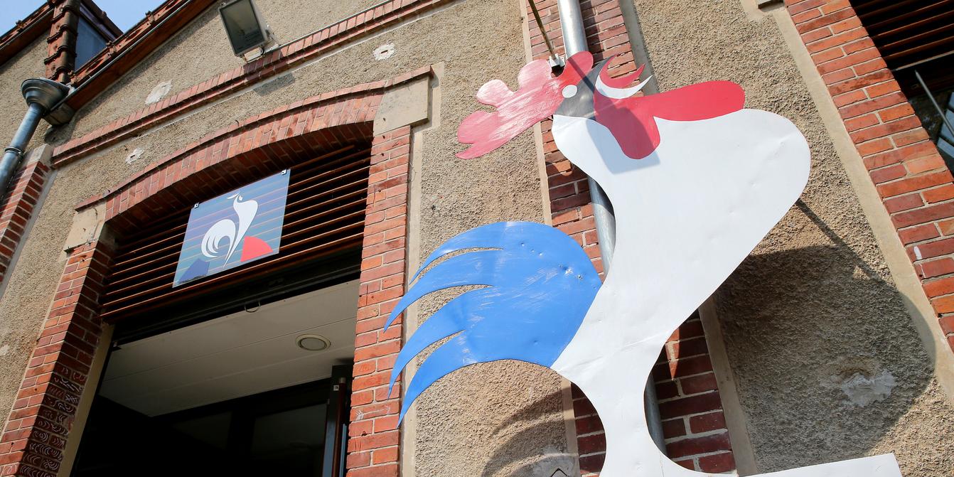 Le coq sportif xv de france aujourd'hui sale