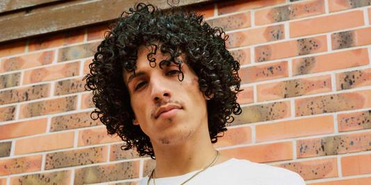 Rilès, conquérant self-made du rap img