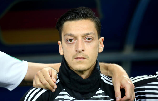 Le joueur allemand d’origine turque, Mesut Özil, 29 ans.