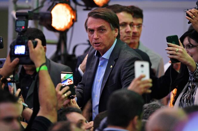 Le candidat d’extrême-droite en lice pour la présidentielle, Jair Bolsonaro, à Rio de Janeiro (Brésil), le 22 juillet.