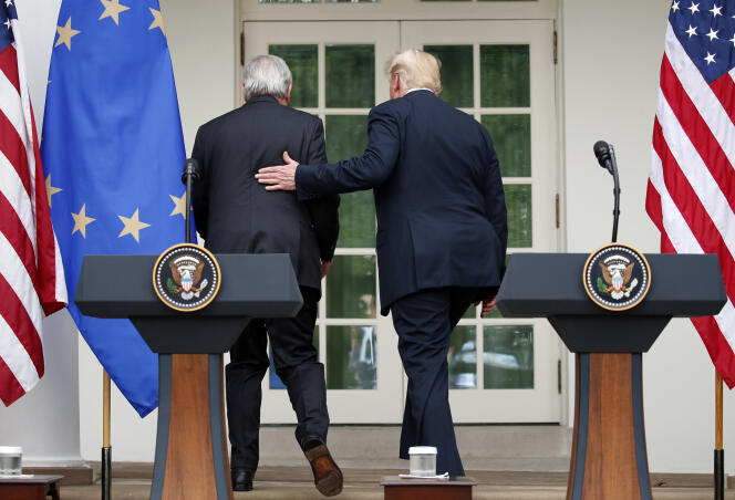 Jean-Claude Juncker et Donald Trump dans la roseraie de la Maison Blanche à Washington (Etats-Unis), le 25 juillet.