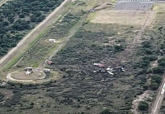 Sur le site de l’accident d’un appareil de la compagnie Aeromexico, à Durango, le 31 juillet.