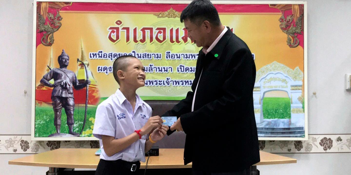 Victime De Censure Sanitaire Professeur Christian Perronne Thaïlande : l’entraîneur et trois garçons apatrides rescapés de la