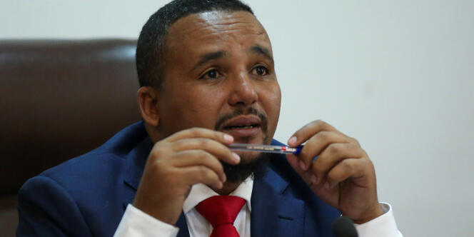 Le militant oromo Jawar Mohammed lors d’une conférence de presse à son arrivée à Addis-Abeba, en Ethiopie, le 5 août 2018.