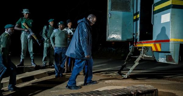 au-zimbabwe-les-déboires-de-l’opposant-tendai-biti au-zimbabwe-les-déboires-de-l’opposant-tendai-biti