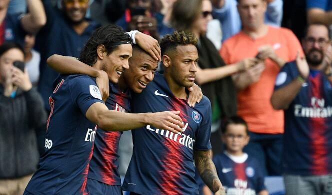 Cavani, Mbappé et Neymar, buteurs face à Angers.