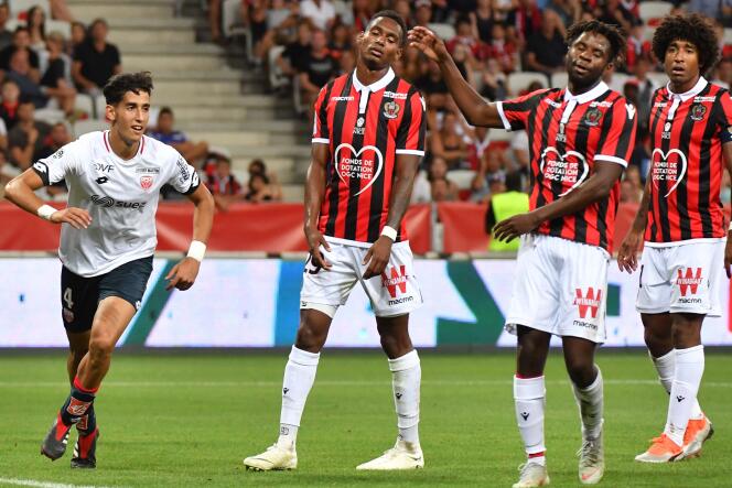 Le défenseur de Dijon Nayef Aguerd buteur face à Nice.
