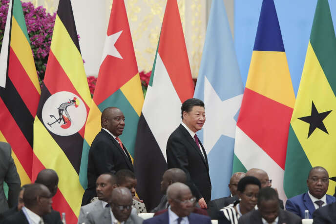 Le président chinois, Xi Jinping, et le président sud-africain, Cyril Ramaphosa, lors du Forum de la coopération sino-africaine, à Pékin, en septembre 2018.