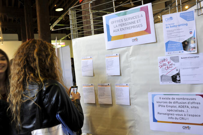 Lors d’un forum pour trouver un job organisé par le centre régional d’information jeunesse à Nantes, en 2015.