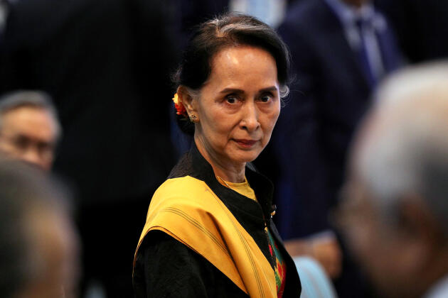 La ministre des affaires étrangères et « conseillère d’Etat » Aung San Suu Kyi, lors du sommet de l’ASEAN, à Manille, le 13 novembre 2017.