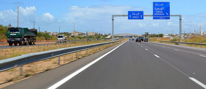 L’autoroute vers Rabat, au Maroc.