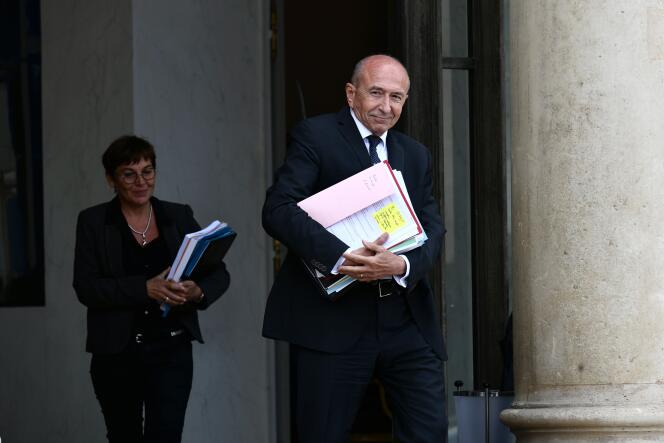 Le ministre de l’intérieur, Gérard Collomb, à la sortie du conseil des ministres, le 24 septembre 2018.