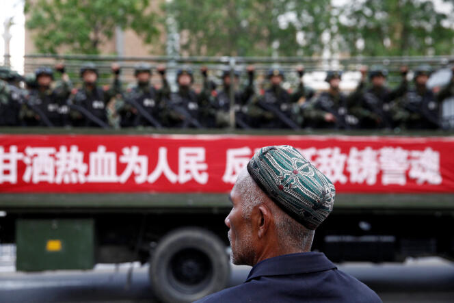 Un homme ouïgour à Urumqi, Xinjiang le 23 mars 2014.