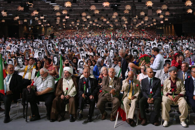 Le meeting du Conseil national de la résistance iranienne, à Villepinte, le 30 juin.