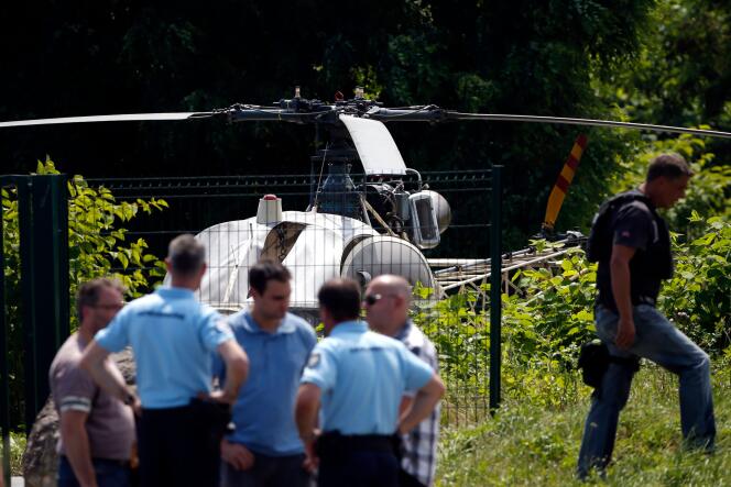 L’hélicoptère utilisé lors de l’évasion de Redoine Faïd, le 1er juillet, est retrouvé le même jour à Gonesse, dans l’Oise.