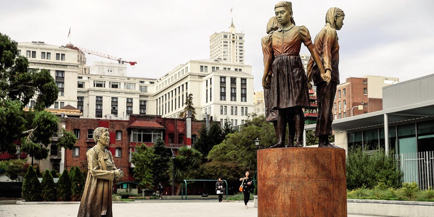 L Hommage Aux Femmes De Reconfort Herisse Les Nationalistes Japonais