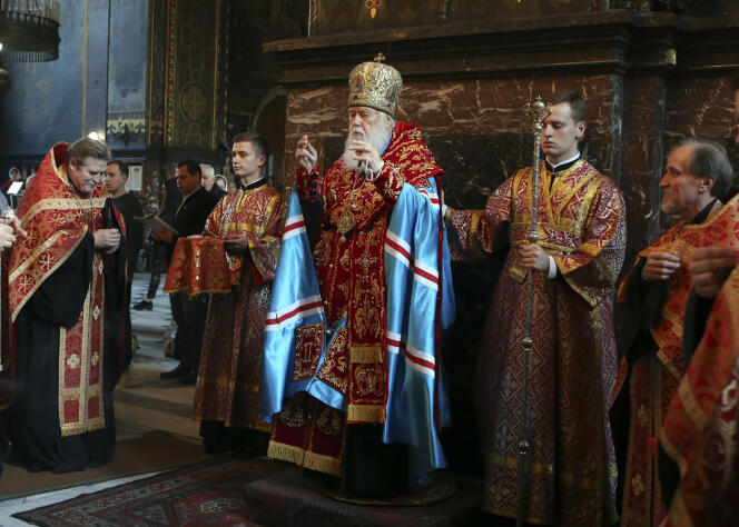Le patriarche Philarète lors d’une messe à la cathédrale Volodymysky à Kiev, le 11 octobre.  Le patriarcat œcuménique orthodoxe de Constantinople a reconnu, le même jour une église indépendante en Ukraine.
