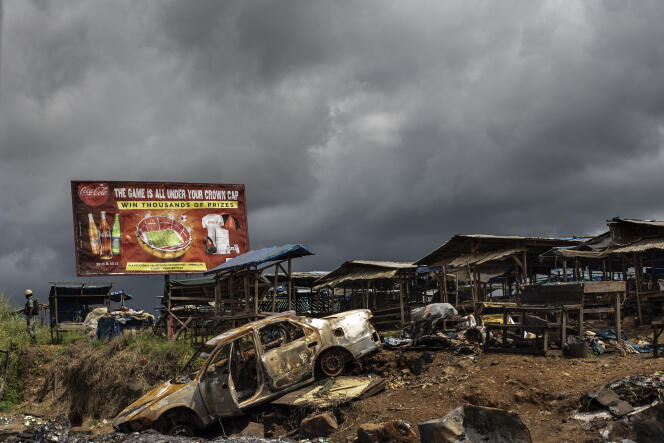 Au bord d’un marché abandonné dans la province anglophone du Sud-Ouest, à Buéa, le 3 octobre.