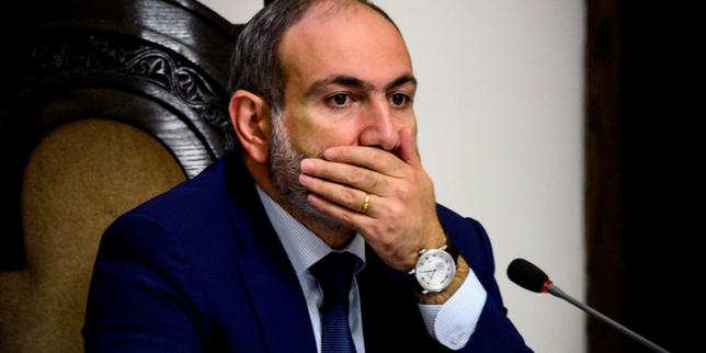 le-premier-ministre-arménien-nikol-pachinian-annonce-sa-démission le-premier-ministre-arménien-nikol-pachinian-annonce-sa-démission