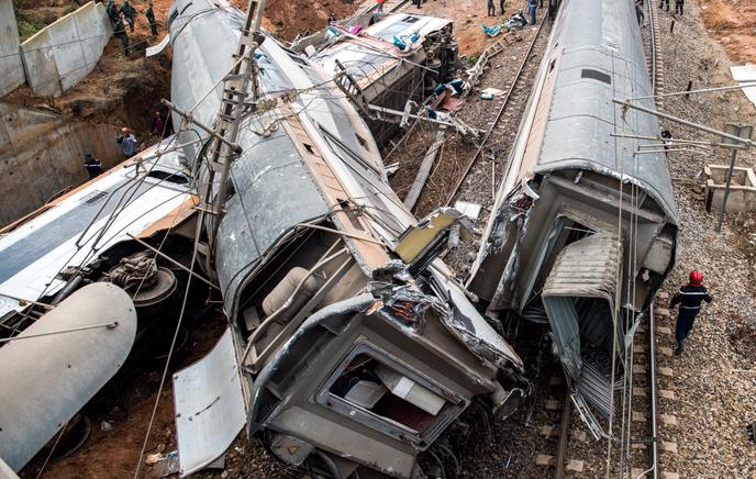 Le déraillement d’un train a fait 7 morts et 125 blessés, au nord de Rabat, le 16 octobre.