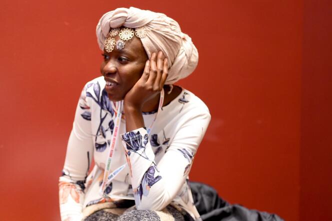 La poètesse soudanaise Emtithal Mahmoud, à New York, le 26 septembre.