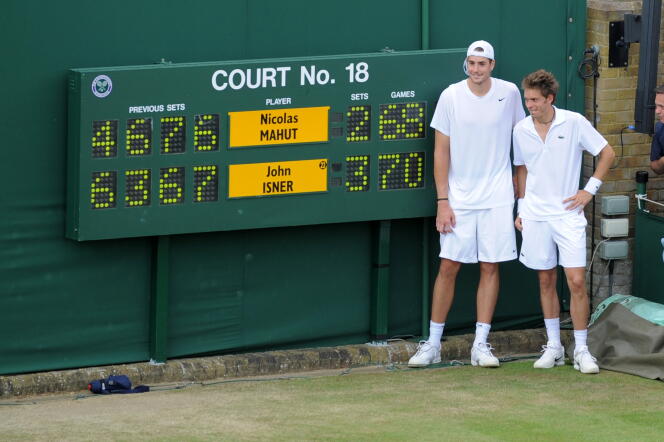 La victoire de John Isner sur Nicolas Mahut par 68 jeux à 70  le 24 juin 2010 restera le long match jamais joué à Wimbledon.