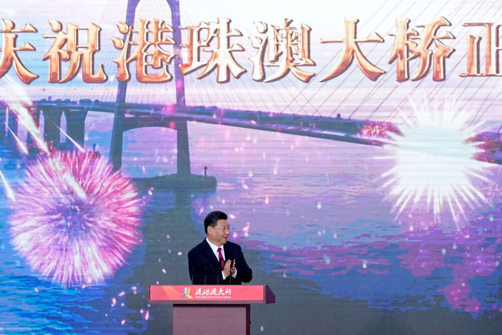 Il a Ã©tÃ© inaugurÃ© mardi 23 octobre par le prÃ©sident chinois Xi Jinping Ã  Zuhai, ville voisine de Macao.