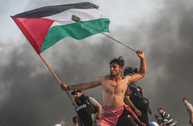 Aed Abu Amro, un Palestinien de 20 ans, manifeste à Gaza contre le blocus imposé par Israël, le 22 octobre.