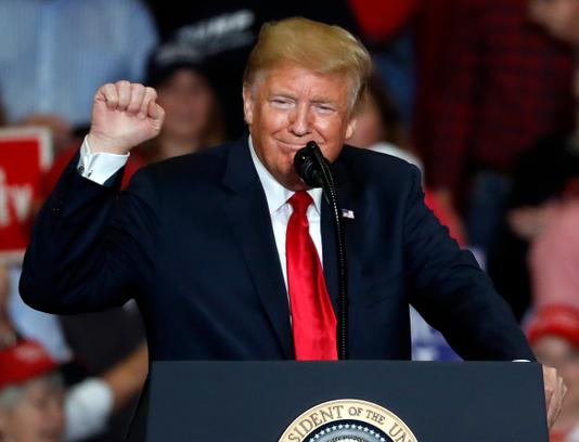 Discours de campagne des élections de mi-mandat du président Donald Trump, le 5 novembre; à Cape Girardeau, dans le Missouri.
