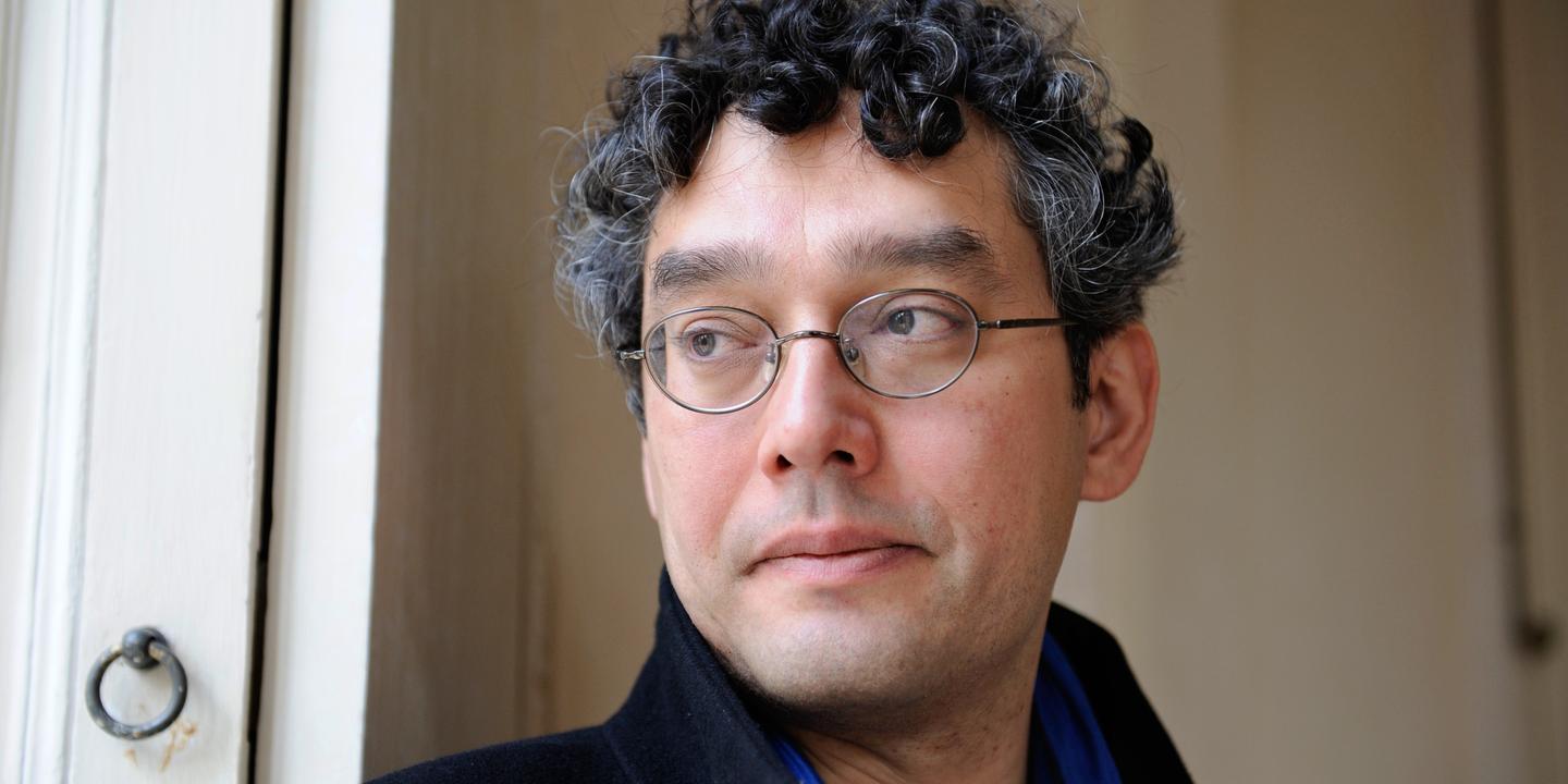 Pourquoi Nicolas Canteloup Est Absent En Ce Moment Le prix Décembre récompense « François, portrait d’un absent », de