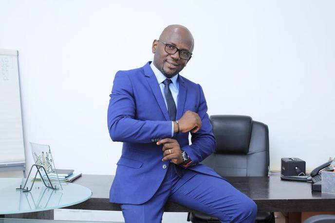 A Abidjan Hec A La Conquete De L Afrique De L Ouest