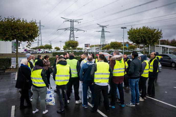 Gilets Jaunes Le Gouvernement Nacceptera Aucun