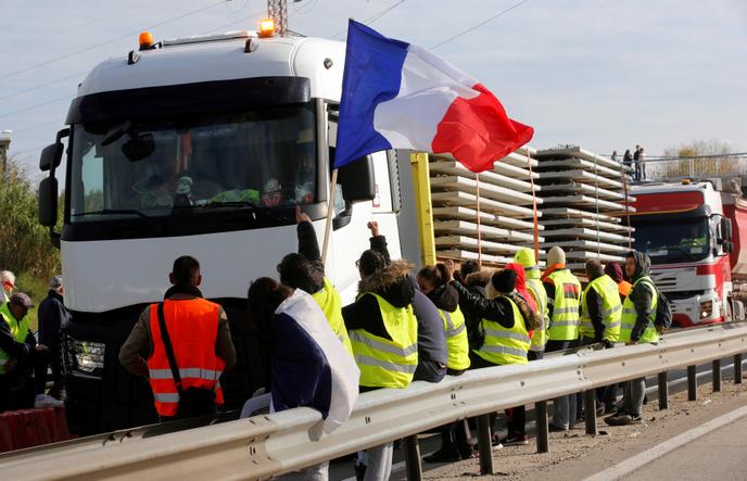 A Fos Sur Mer Les Gilets Jaunes En Terrain Conquis