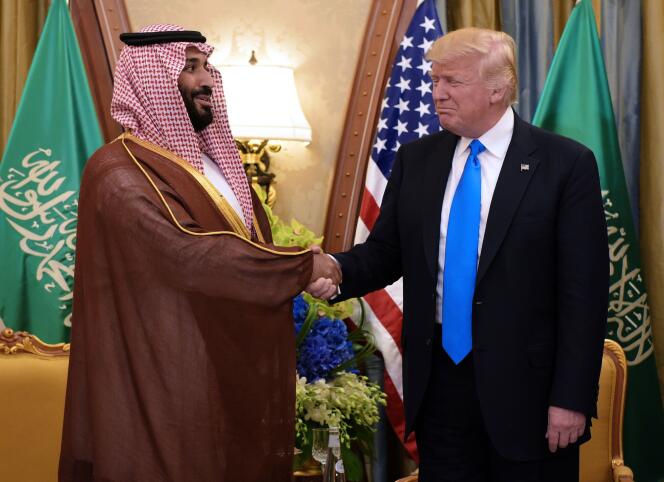 Le président américain Donald Trump (à droite) lors d’une rencontre à Riyad, en Arabie saoudite, avec le prince héritier saoudien, Mohammed Ben Salman, le 21 novembre 2018.
