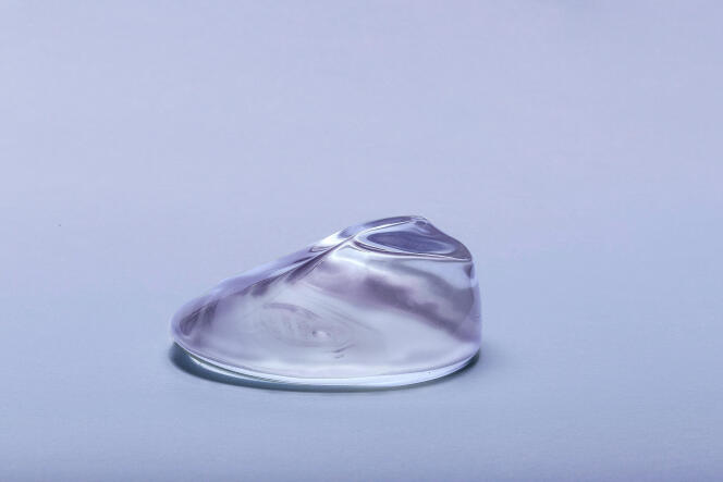 L’ANSM avait recommandé, le 21 novembre, de privilégier les implants mammaires à enveloppe lisse. (Ici celle fabriquée par Allergan)