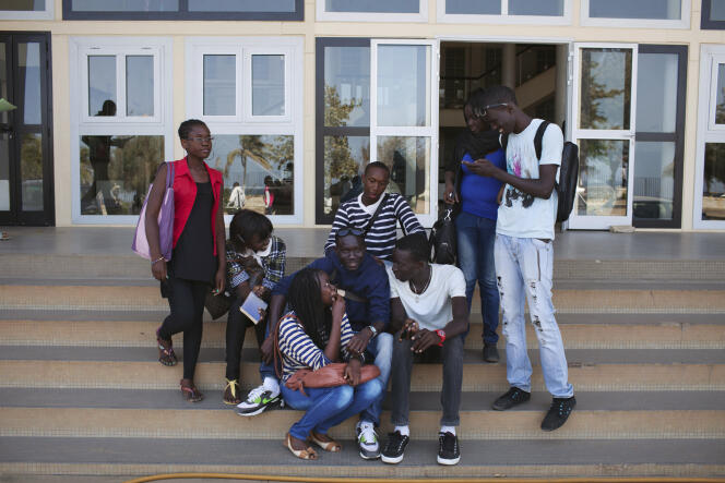 A l’université Cheikh Anta Diop de Dakar, en avril 2013.