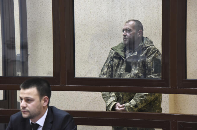 L’un des marins ukrainiens capturés par les services de sécurité russes, devant le tribunal de Simferopol (Crimée), le 27 novembre 2018.