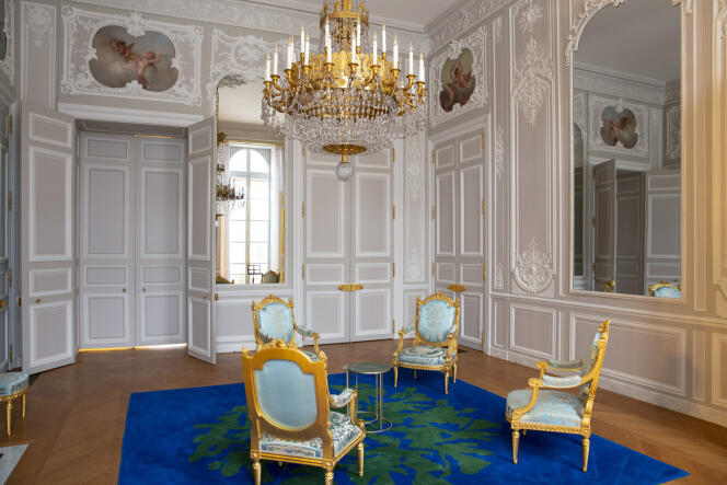 Le salon des Aides-de-camps vient d'être entièrement refait au palais de l'Elysée. A  Paris, le 22 novembre 2018.