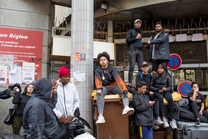 Bloqueo de la escuela secundaria Victor-Hugo, cerca de la estación de Saint-Charles en Marsella, 3 de diciembre.