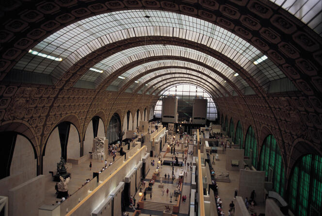 Dans le Musée d'Orsay, à Paris.