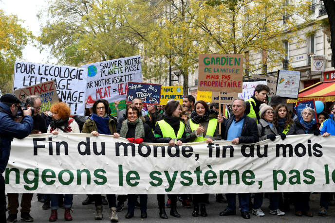 Marche pour le climat, à Paris, samedi 8 décembre.