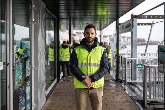Florian, 33 ans, entrepreneur dans le sportset soutien le mouvement des « gilets jaunes » à Nantes,  car « on ne parle plus de bonheur, mais de rémunérations d’actionnaires » .
