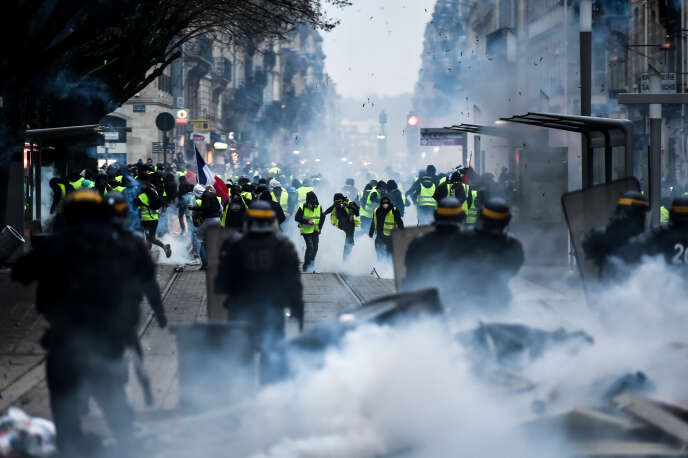 A Bordeaux, la manifestation des « gilets jaunes » a été le théâtre de débordements, le 8 décembre.