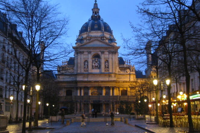 La Sorbonne attire les étudiants de toute la France
