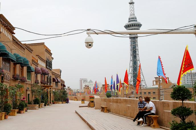 Camera de surveillance dans la partie rénovée de Kashgar, le 6 septembre.