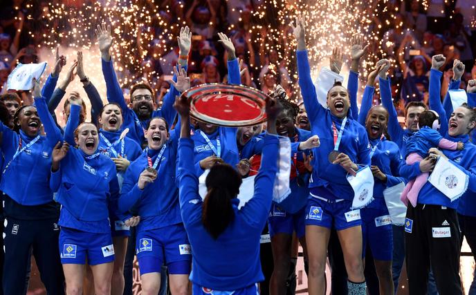 Handball Et Les Francaises Devinrent Championnes D Europe
