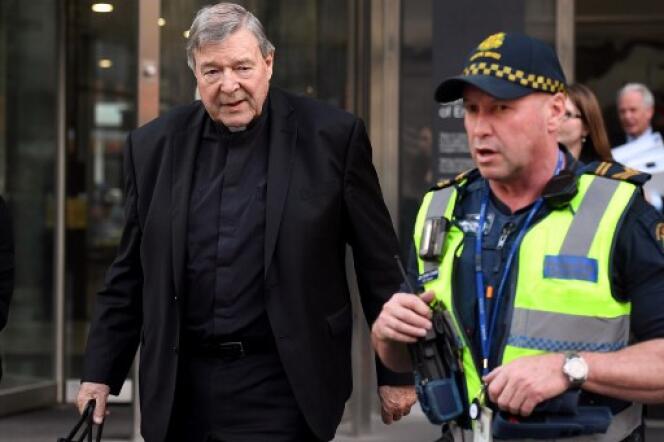 Le cardinal George Pell (photo, le 20 septembre à Melbourne) est le plus haut représentant de la curie romaine jugé pour des faits d’agressions sexuelles sur des mineurs. Il a été reconnu coupable par un jury, mardi 11 décembre.