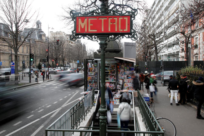 Un journaliste de « 20 Minutes » a été témoin d’une agression verbale antisémite par des « gilets jaunes » dans le métro parisien, samedi 22 décembre au soir.